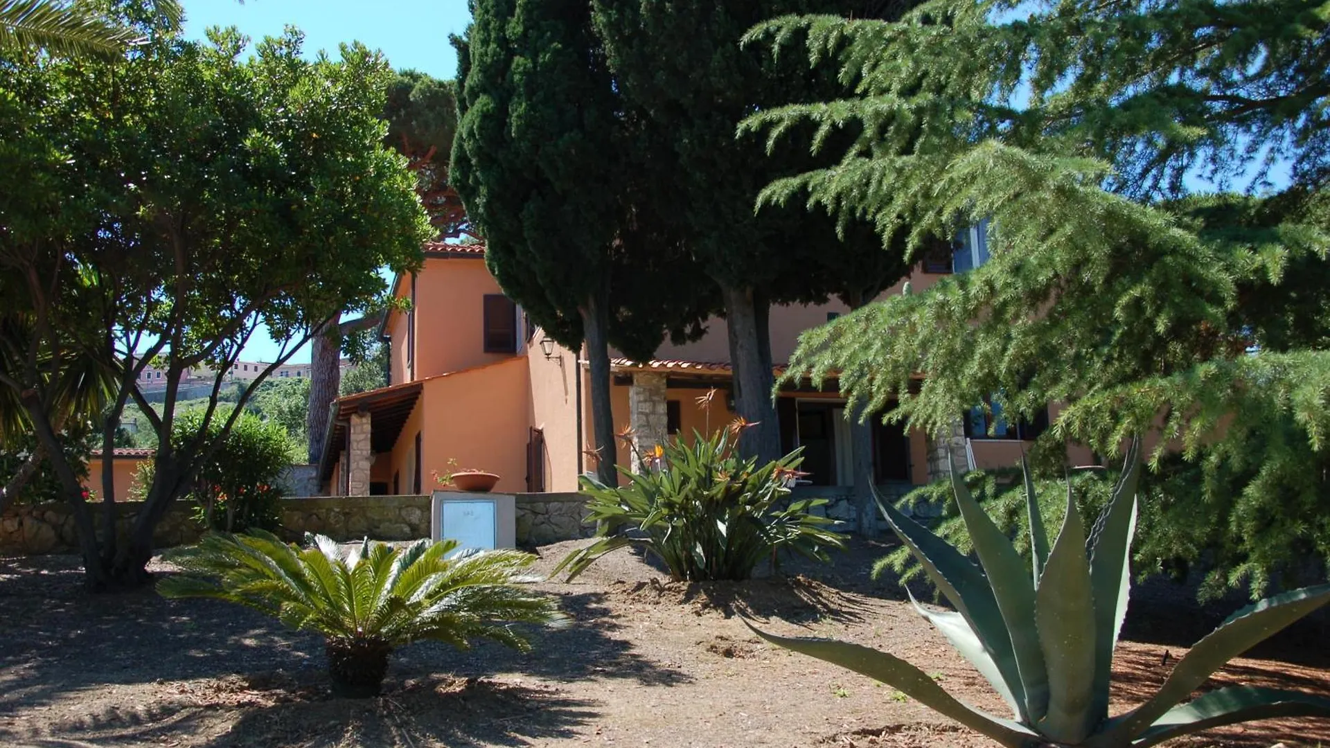 Aparthotel I Fiori Di Salici Capoliveri
